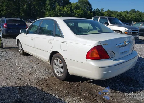 2002 Toyota Avalon Xls z USA, uszkodzony, nr VIN 4T1BF28B82U254121